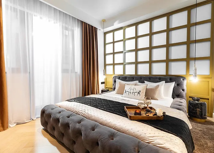 Qult - Peaky Blinders Appartement Boekarest